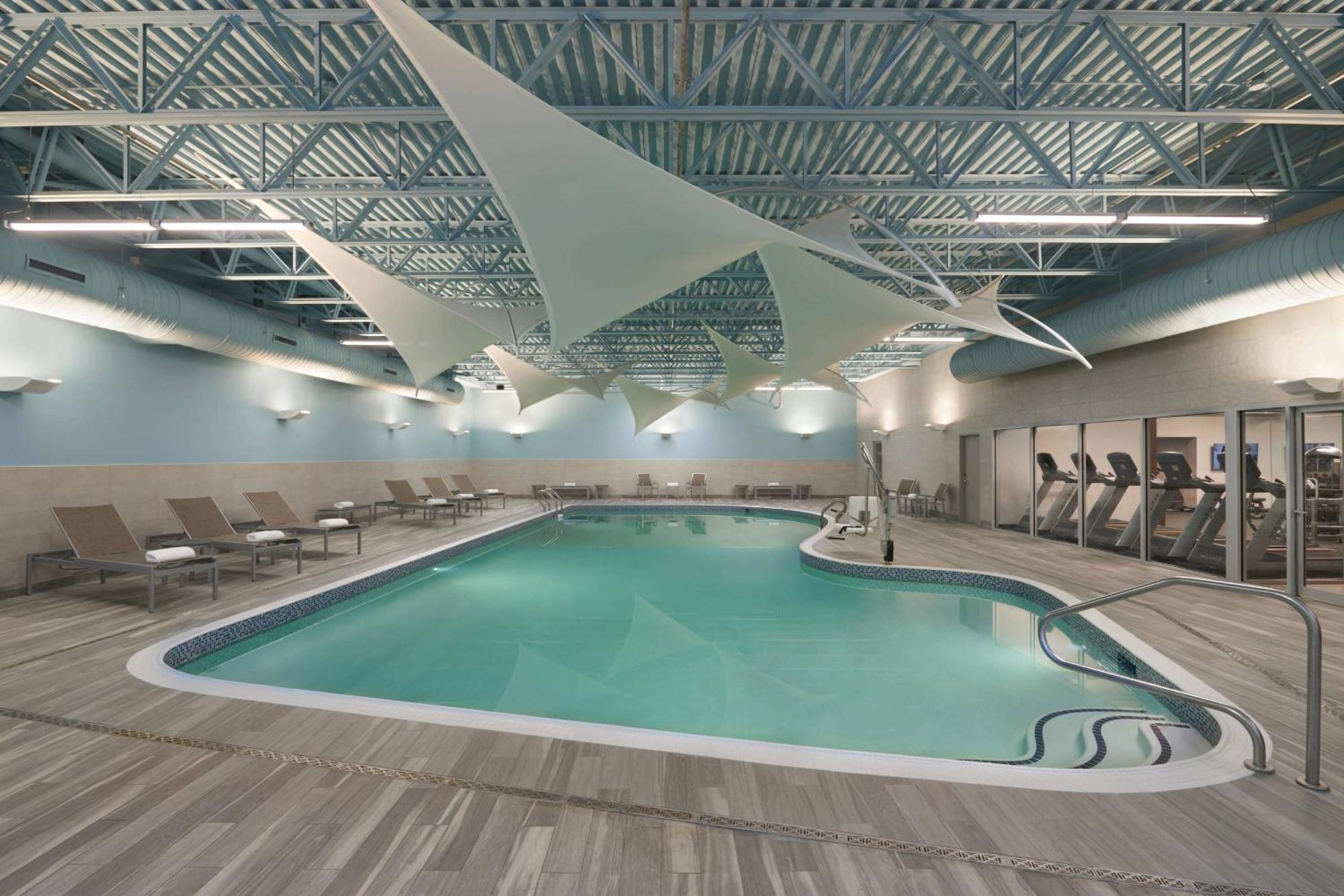 Hotel Courtyard By Marriott Oshawa Exteriér fotografie